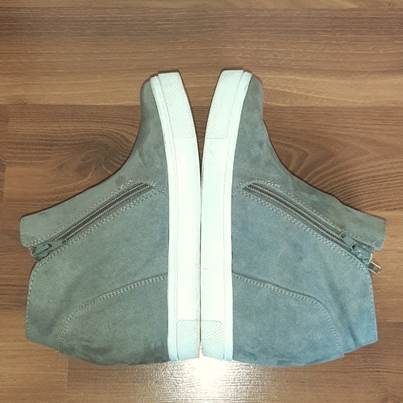 BRASH Faux Suede Hidden Wedge Zipped Booties - Women's Size 6.5 - Picture 5 of 11